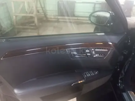 Mercedes-Benz S 350 2007 года за 10 000 000 тг. в Караганда – фото 37