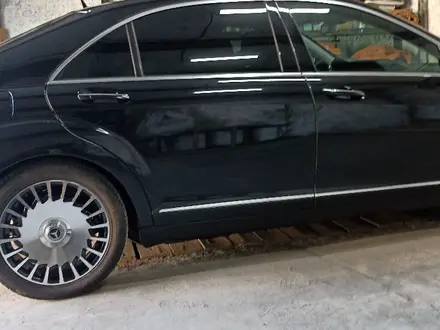 Mercedes-Benz S 350 2007 года за 10 000 000 тг. в Караганда – фото 46