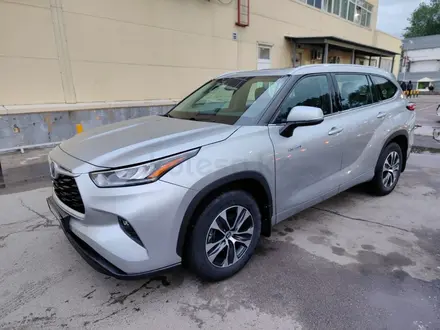 Toyota Highlander 2022 года за 22 500 000 тг. в Алматы – фото 2