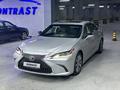 Lexus ES 300h 2018 годаfor19 500 000 тг. в Алматы – фото 6