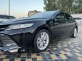Toyota Camry 2020 года за 15 800 000 тг. в Актау – фото 6