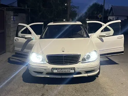 Mercedes-Benz S 320 1999 года за 2 600 000 тг. в Талдыкорган – фото 4