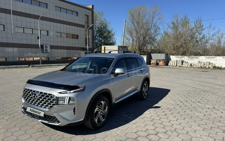 Hyundai Santa Fe 2022 года за 16 500 000 тг. в Астана