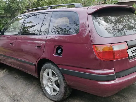 Toyota Caldina 1993 года за 1 600 000 тг. в Семей – фото 3