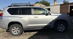 Toyota Land Cruiser Prado 2010 годаүшін10 500 000 тг. в Семей – фото 4