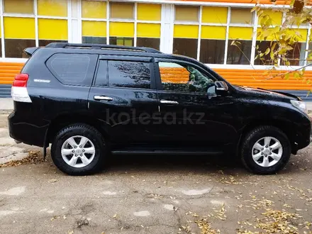 Toyota Land Cruiser Prado 2012 года за 14 500 000 тг. в Актобе – фото 3