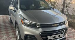 Chevrolet Tracker 2017 года за 6 500 000 тг. в Шымкент – фото 2