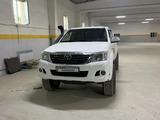 Toyota Hilux 2013 года за 10 000 000 тг. в Актау – фото 2