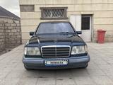 Mercedes-Benz E 280 1994 годаүшін3 400 000 тг. в Жанаозен – фото 3