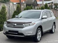 Toyota Highlander 2013 годаүшін16 700 000 тг. в Алматы