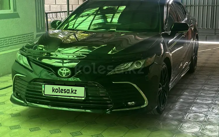 Toyota Camry 2020 года за 14 500 000 тг. в Алматы