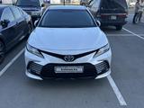 Toyota Camry 2021 годаүшін16 100 000 тг. в Атырау