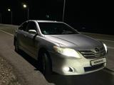 Toyota Camry 2011 года за 7 500 000 тг. в Семей – фото 2