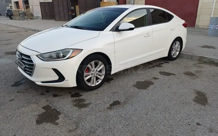 Hyundai Elantra 2017 года за 3 900 000 тг. в Актау