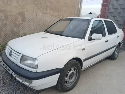 Volkswagen Vento 1995 года за 900 000 тг. в Шымкент