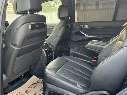 BMW X7 2022 года за 49 800 000 тг. в Алматы – фото 10