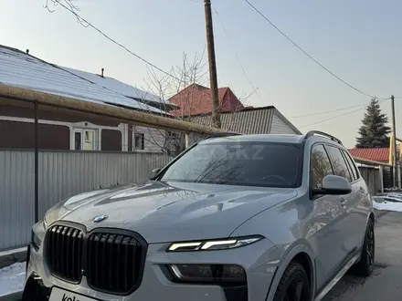 BMW X7 2022 года за 49 800 000 тг. в Алматы – фото 2