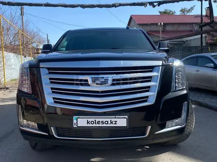 Cadillac Escalade 2018 годаүшін31 230 000 тг. в Караганда