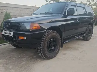 Mitsubishi Montero Sport