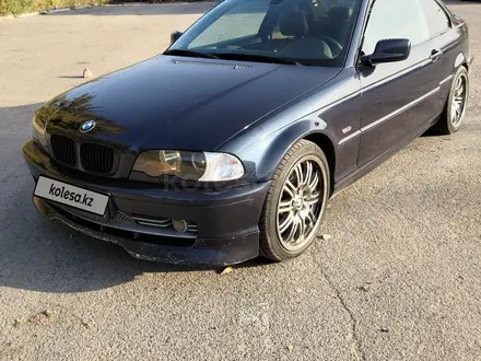 BMW 330 2000 года за 4 500 000 тг. в Алматы – фото 2