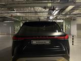 Lexus RX 500h 2023 года за 29 500 000 тг. в Алматы – фото 5