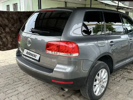 Volkswagen Touareg 2003 года за 3 900 000 тг. в Алматы – фото 3