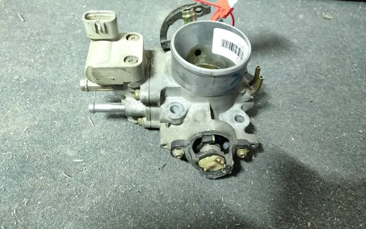 ДРОССЕЛЬНАЯ ЗАСЛОНКА — TOYOTA за 15 000 тг. в Алматы