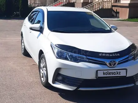 Toyota Corolla 2018 года за 8 900 000 тг. в Алматы – фото 3