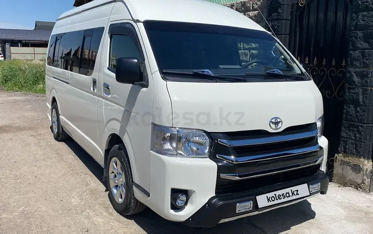 Toyota Hiace 2013 года за 12 700 000 тг. в Алматы