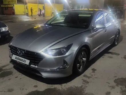 Hyundai Sonata 2019 года за 9 800 000 тг. в Алматы – фото 2