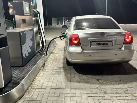 Toyota Avensis 2004 года за 3 400 000 тг. в Тараз – фото 4