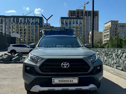 Toyota RAV4 2022 года за 15 000 000 тг. в Алматы – фото 2