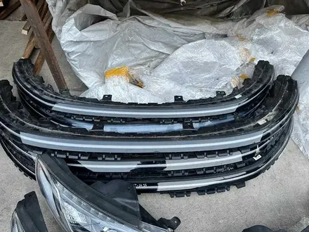 Фары фонарь на Hyundai за 15 000 тг. в Астана – фото 16