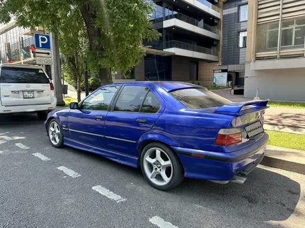 BMW 328 1994 года за 1 650 000 тг. в Алматы – фото 5