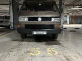 Volkswagen Caravelle 1988 года за 2 900 000 тг. в Караганда