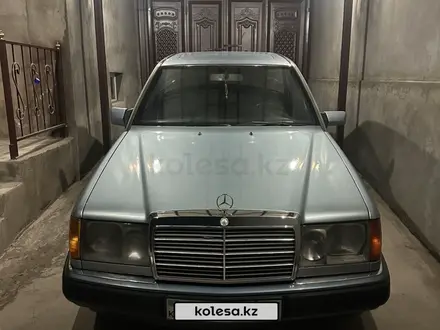 Mercedes-Benz E 230 1991 года за 1 880 000 тг. в Шымкент