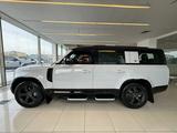 Land Rover Defender 2023 годаүшін55 605 000 тг. в Шымкент – фото 3