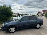 Toyota Avensis 1999 годаүшін2 600 000 тг. в Алматы