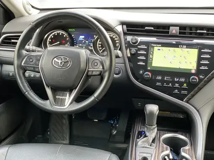 Toyota Camry 2019 года за 14 500 000 тг. в Караганда – фото 35