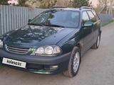 Toyota Avensis 1998 года за 3 350 000 тг. в Усть-Каменогорск – фото 2