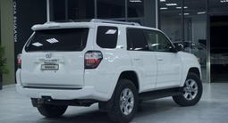 Toyota 4Runner 2017 года за 16 500 000 тг. в Шымкент – фото 2