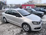 Volkswagen Polo 2014 годаfor4 500 000 тг. в Астана – фото 2