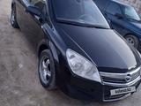 Opel Astra 2010 года за 2 800 000 тг. в Актау – фото 2