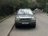 Lexus RX 300 2001 года за 4 800 000 тг. в Алматы – фото 2