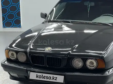 BMW 525 1991 года за 1 850 000 тг. в Астана – фото 2