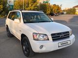 Toyota Highlander 2004 года за 7 000 000 тг. в Кызылорда – фото 2
