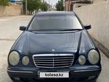 Mercedes-Benz E 240 2001 годаүшін3 400 000 тг. в Жанаозен