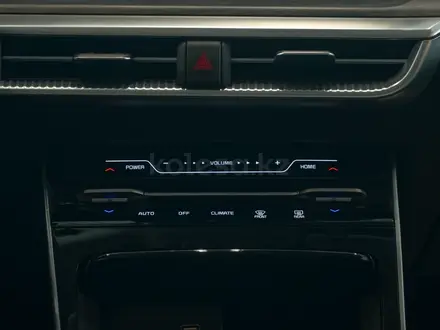 Kia K5 Luxe 2026 года за 14 290 000 тг. в Уральск – фото 24