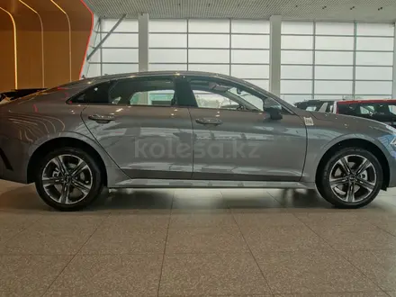 Kia K5 Luxe 2026 года за 14 290 000 тг. в Уральск – фото 8