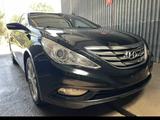 Hyundai Sonata 2011 года за 3 100 000 тг. в Шымкент – фото 3